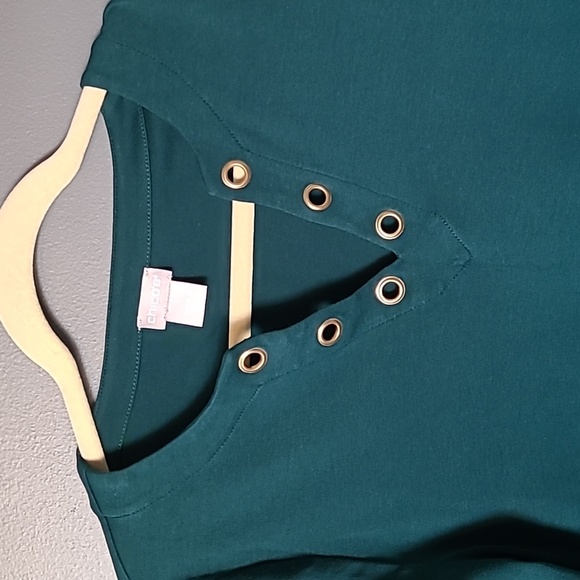 Chicos Green Top - Picture 2 of 4